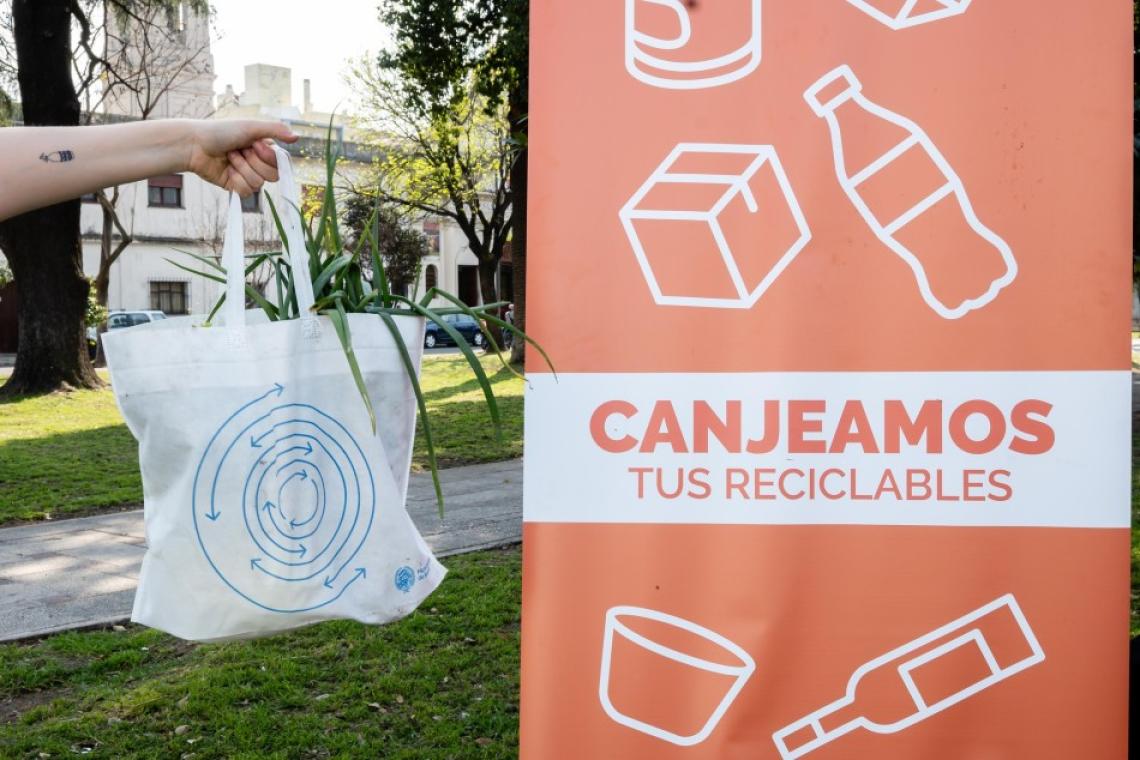 Rosario impulsa un nuevo canje de reciclables en la Plaza del Foro