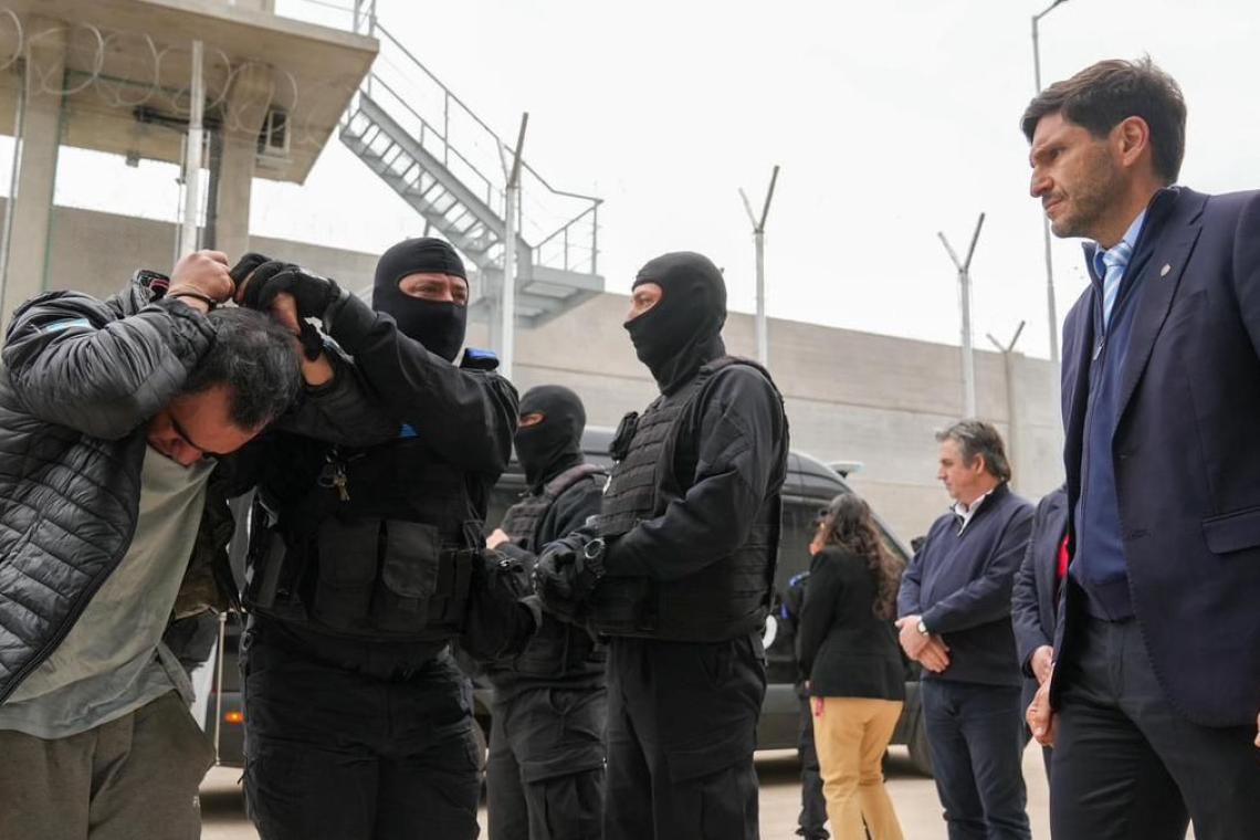 Santa Fe inauguró una cárcel para 891 internos y Pullaro endureció su mensaje contra el delito.