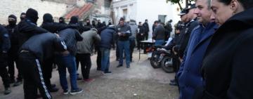 Rosario: trasladaron a más de 100 detenidos de comisarías a cárceles provinciales