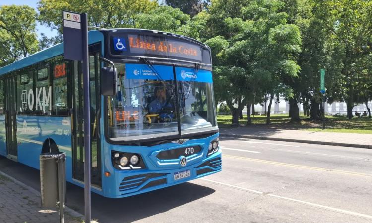 Día de la Primavera: la Línea de la Costa circulará este lunes con servicios hasta la noche