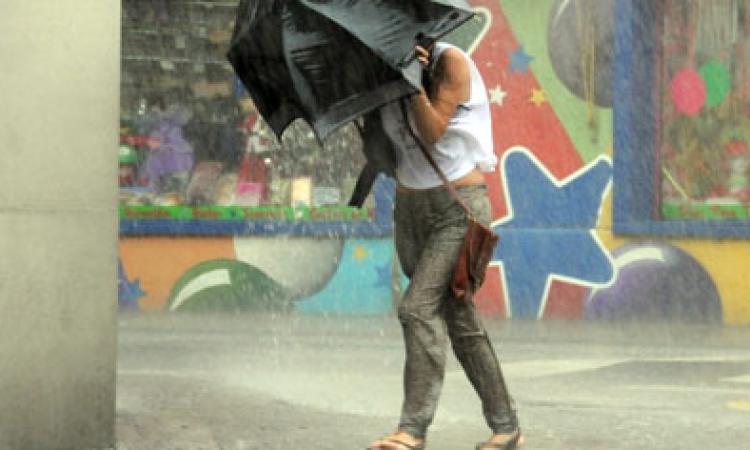 Alerta amarilla por tormentas en Rosario: prevén lluvias intensas y ráfagas de hasta 90 km/h